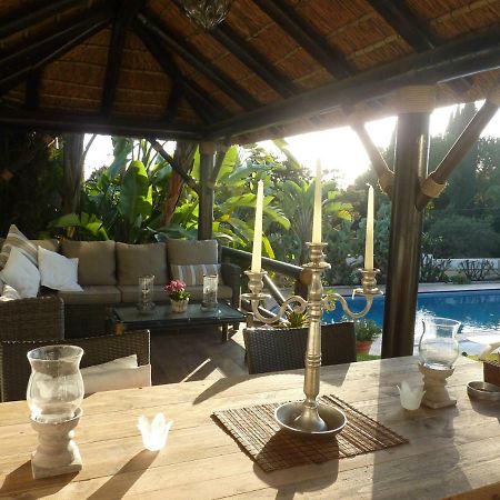 Villa Breeze Boutique Guest Rooms, Marbella Sitio de Calahonda Ngoại thất bức ảnh